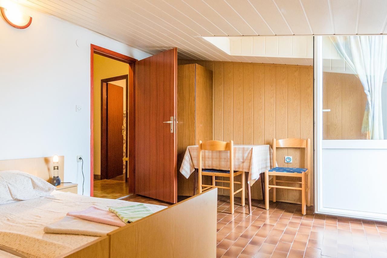 Apartments Boris Водице Екстериор снимка