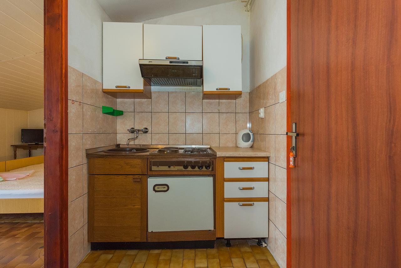 Apartments Boris Водице Екстериор снимка